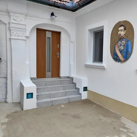 Red Fountain Studio Brasov Exterior photo