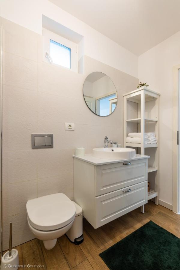 Red Fountain Apartment Brasov